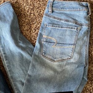 American Eagle High Waisted skinny jeans